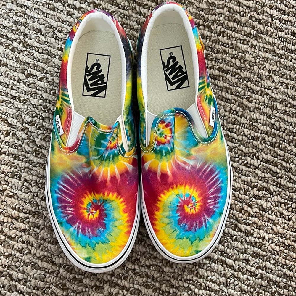 Vans tye dye slip on sneakers